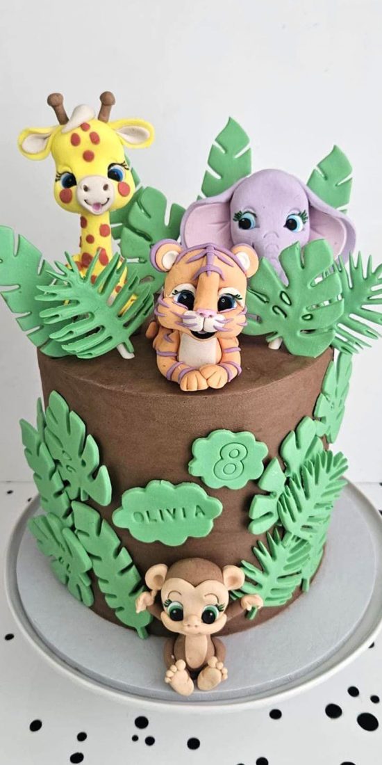 benitas safari cake