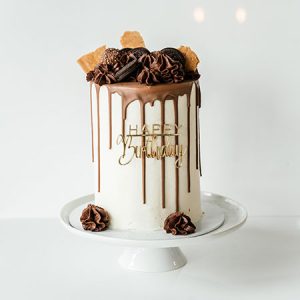 Special Occassion cakes - Drip Cake